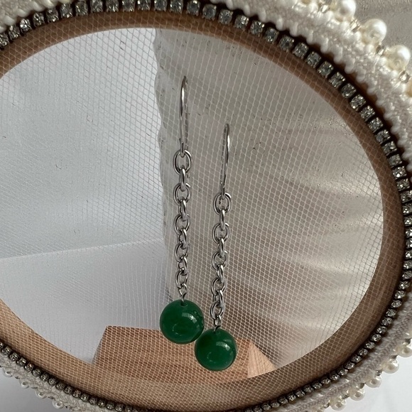 AVENTURINE Dangle Earrings on Stainless Steel Chain - Picture 4 of 12